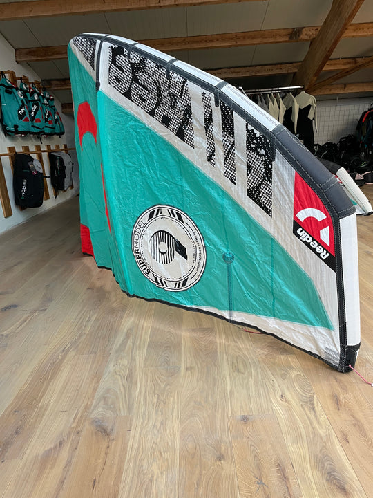 Supermodel 2025 9m- Used