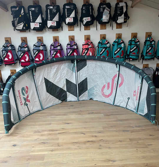 Eleveight XS 8m kiteset