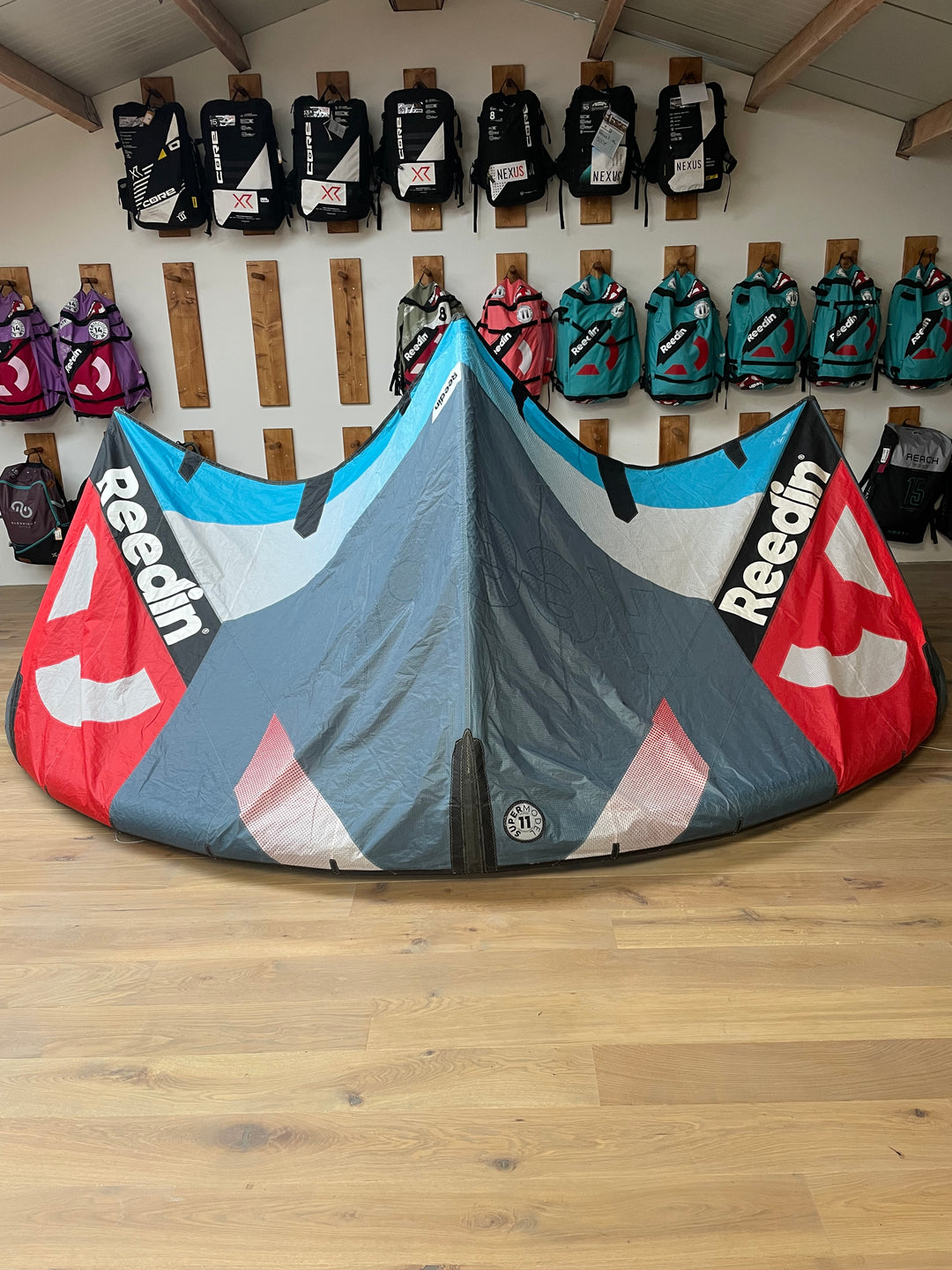 Supermodel HTF 2 11m - Used