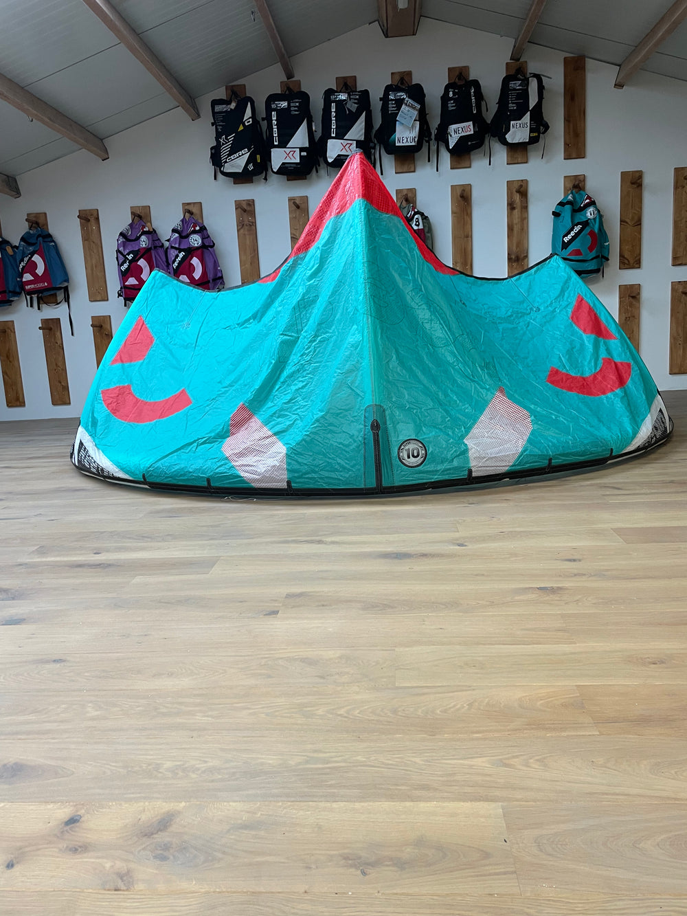 Supermodel 2025 10m - Used