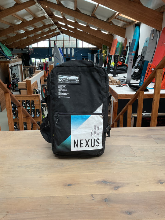 Nexus 3 - 13.5m  Lightly Used