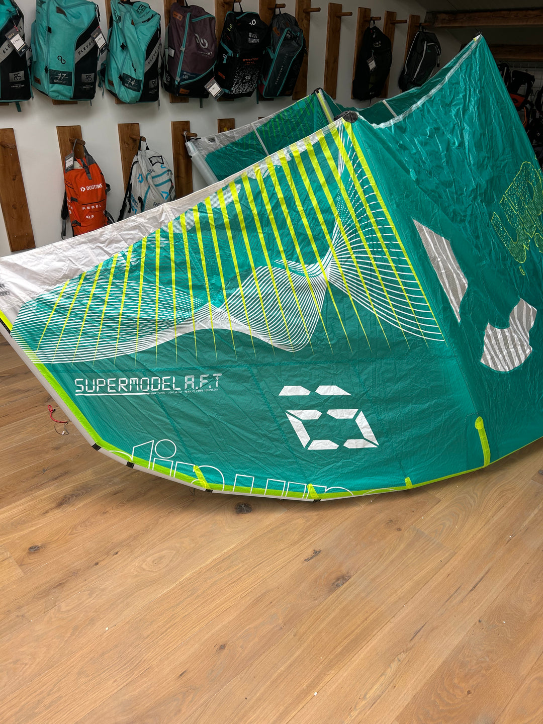 SuperModel A.F.T 2026 – Mint 10m - Demo