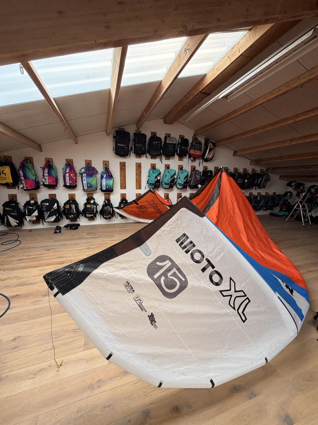 Cabrinha Moto XL Apex 15 m² wit canopy