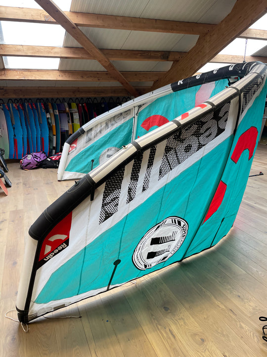 Supermodel 2025 11m - Used