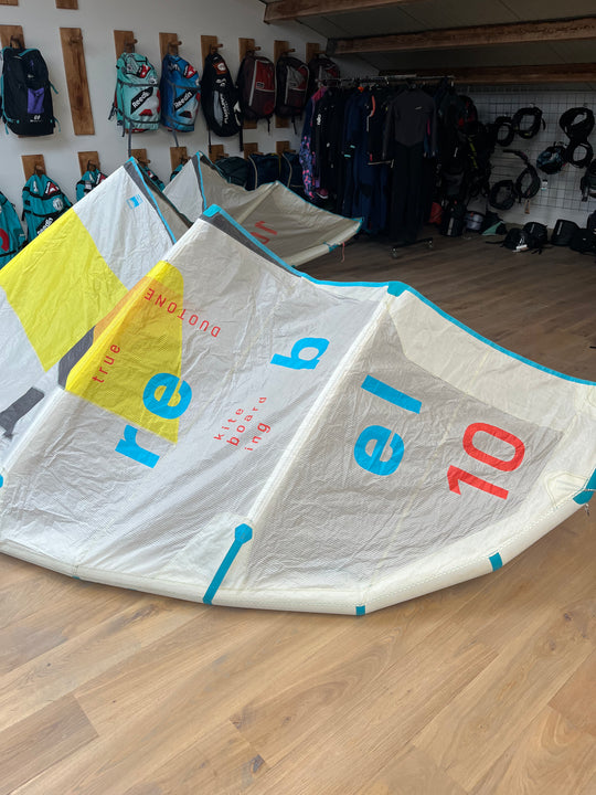Rebel 10m - Used