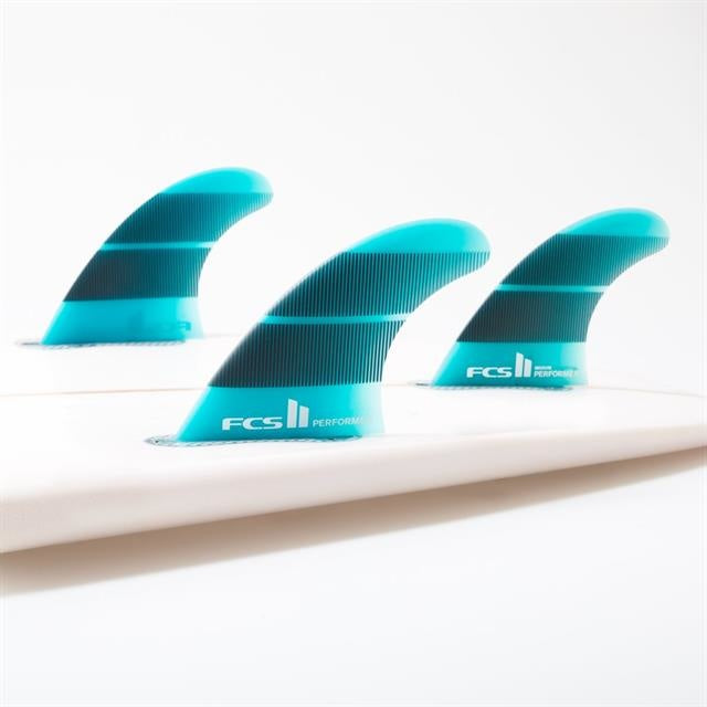 FCS ll Performer Neo Glass Large Teal Gradient Tri Fins