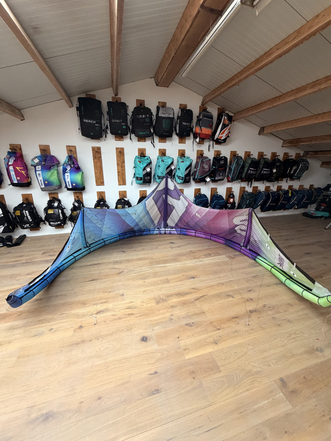 Harlem Thrive V1 9m used – inside canopy and struts