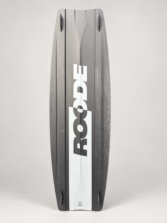 Used ROODE Graphite 138 cm – Soalsurf Pro pads + WOO Pro handle